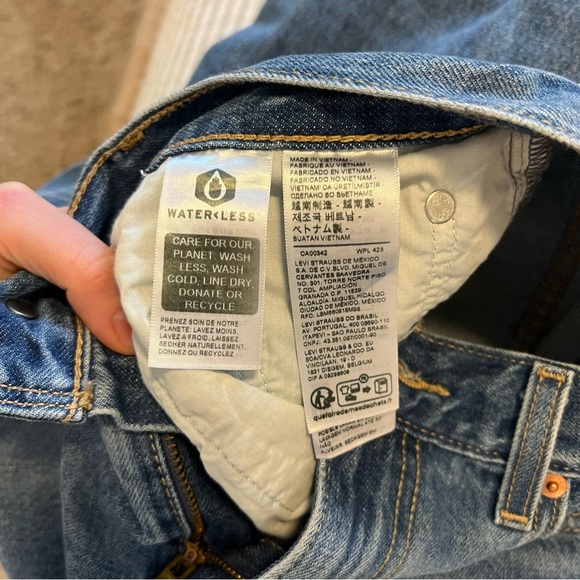 Levi’s Low Pro Straight Jeans - Picture 3 of 7